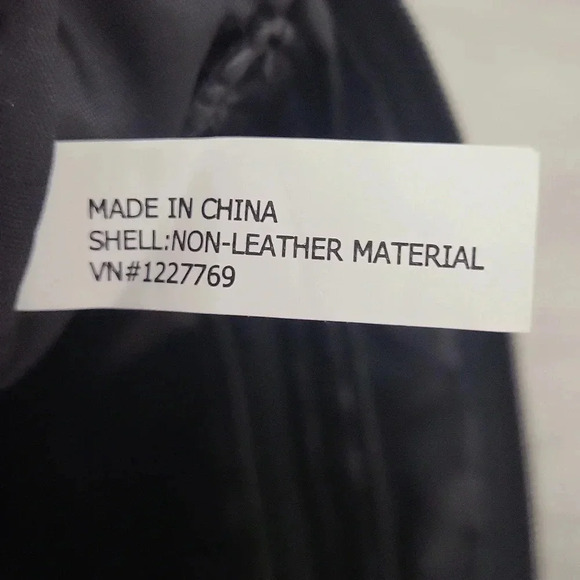 San Francisco Bridge Envelope Faux Leather Zippered Multi Pocket Clutch - Picture 6 of 9